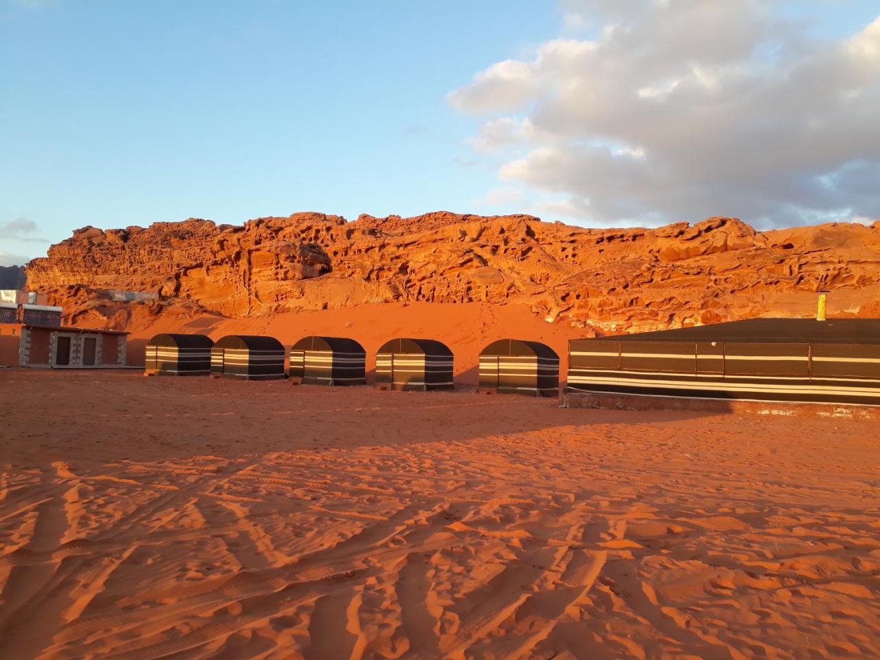 Wadi Rum Candles Camp Exterior foto